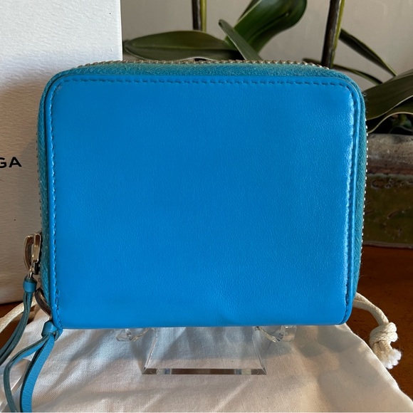 Balenciaga Paper Continental Zip Around Wallet w/ box & dust bag - Picture 10 of 10